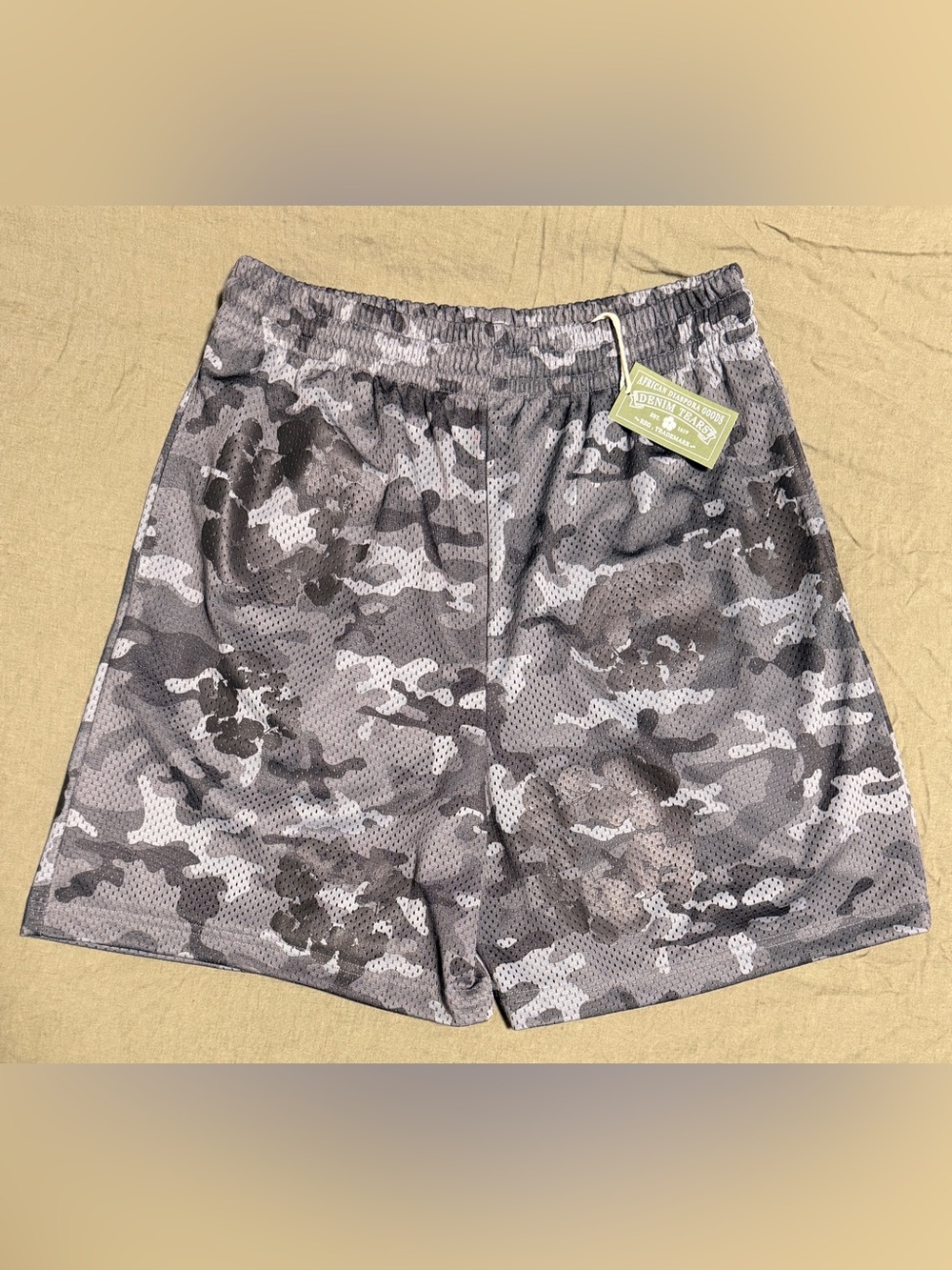 Denim Tears Cotton Wreath Camo Shorts - Size Medium - Black - NEW WITH TAGS